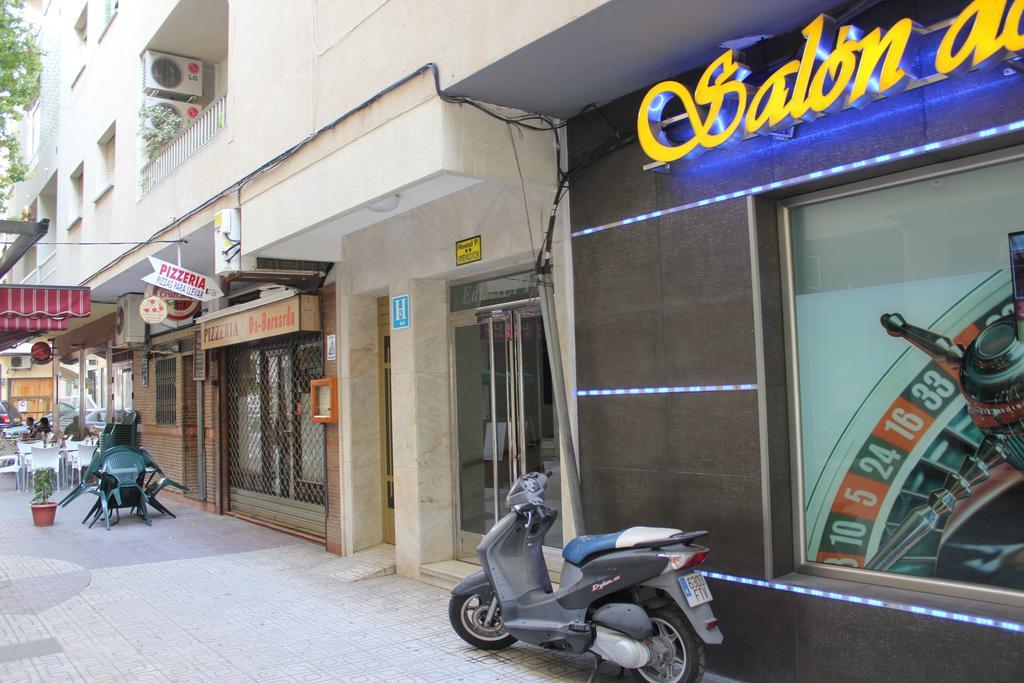 Hostal Andalucia Almuñécar Eksteriør billede